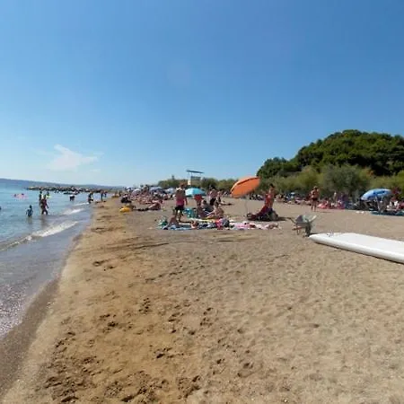 Apartment In With Sea View, Balcony, Air Conditioning, Wifi 4174-10 Duce