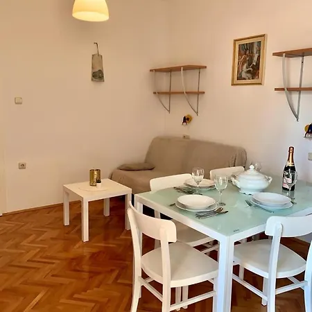 In With Sea View, Balcony, Air Conditioning, Wifi 4174-10 Apartment *