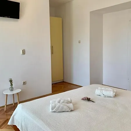 In With Sea View, Balcony, Air Conditioning, Wifi 4174-10 Duće