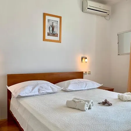 In With Sea View, Balcony, Air Conditioning, Wifi 4174-10 *